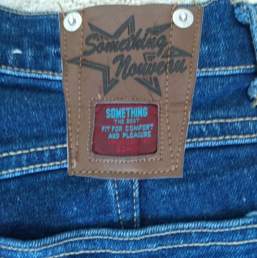 VINTAGE Edwin Super High Rise Mom Jeans - Picture 5 of 9